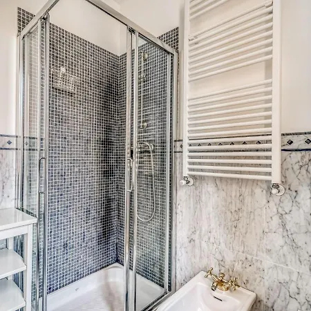 Lovely In With Balcony Sanremo